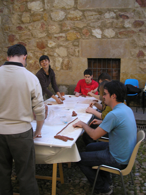 Momento del taller de cerámica